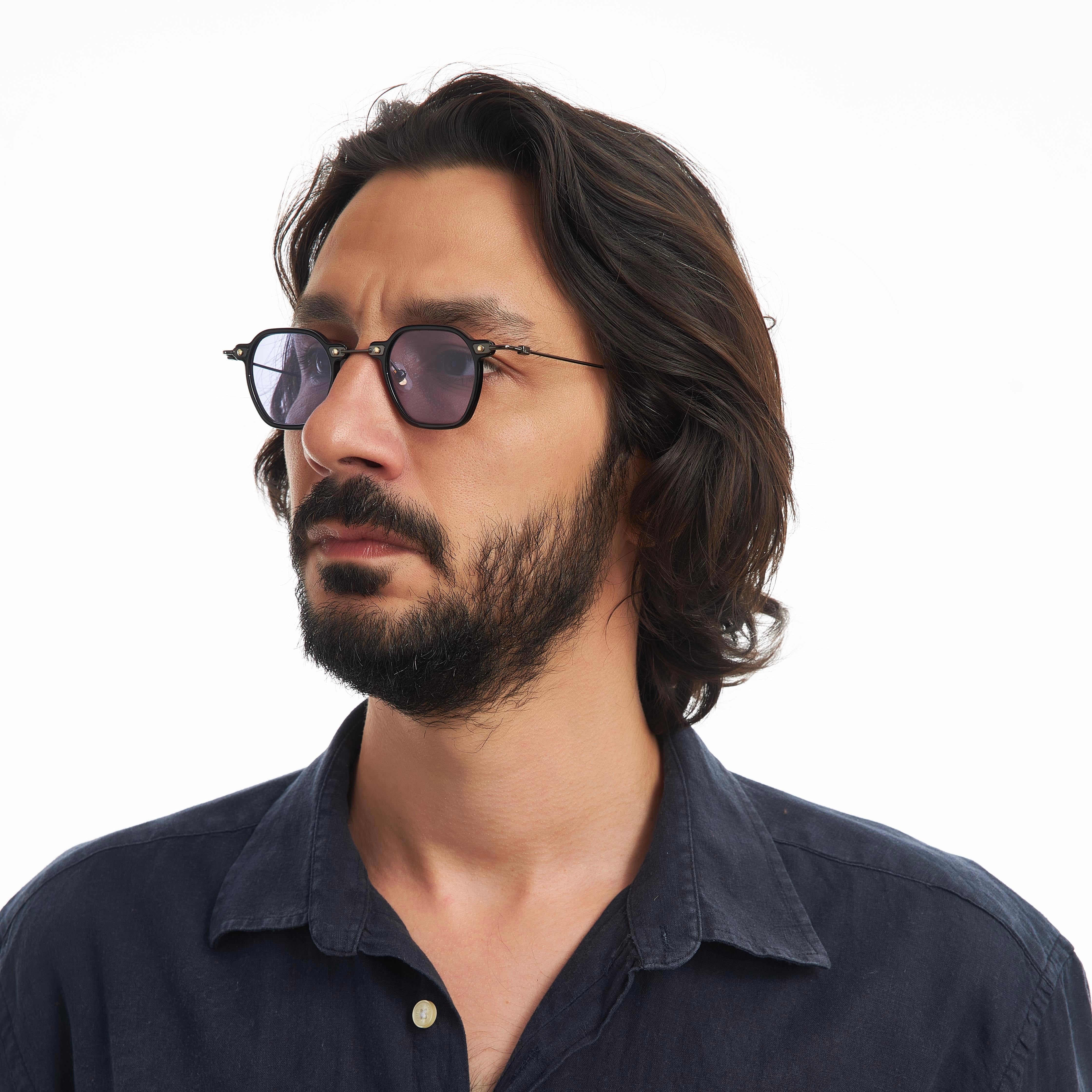 TOKYO BLACK GRANDIENT TORTIOSE SUNGLASSES