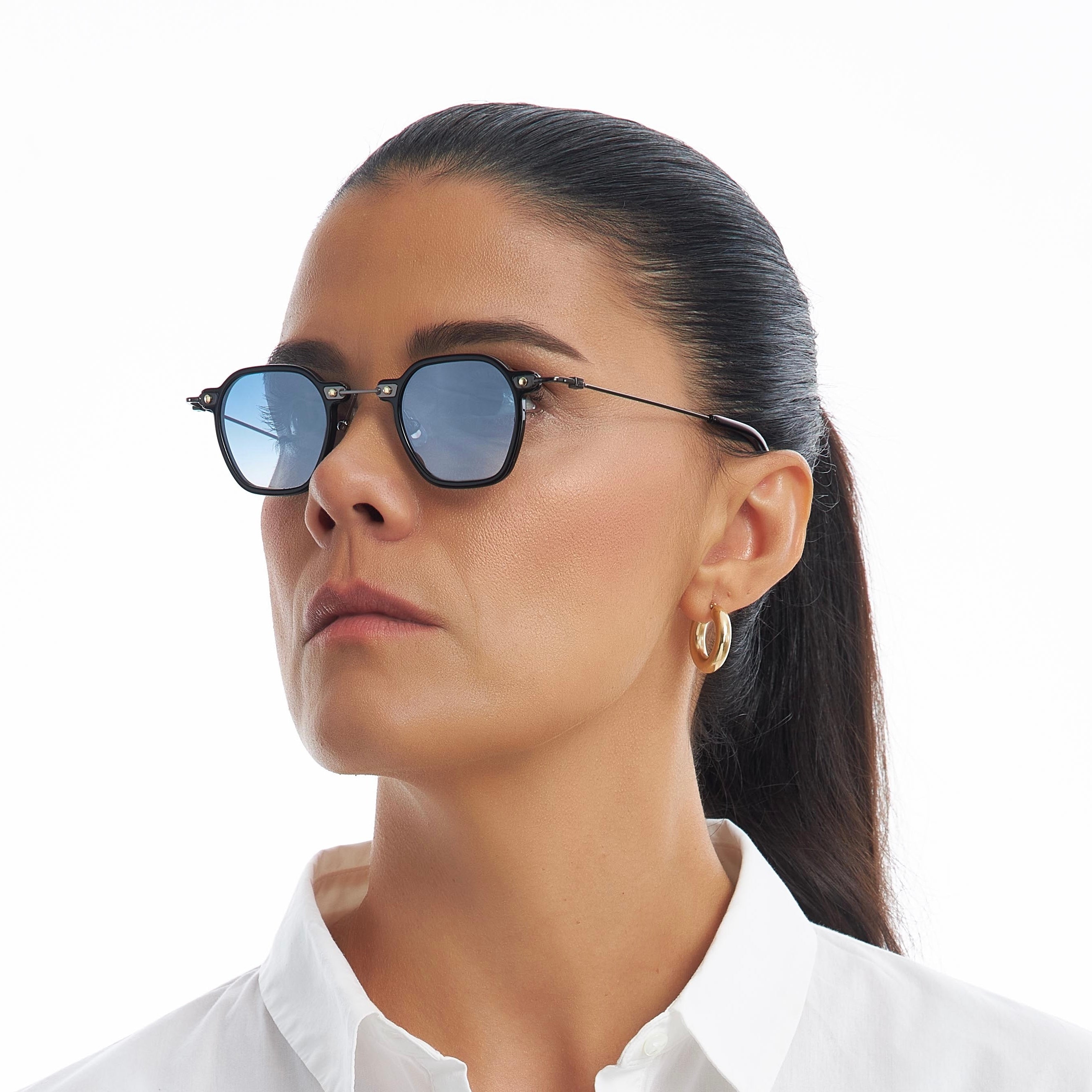 TOKYO BLUE BLACK GRANDIENT SUNGLASSES